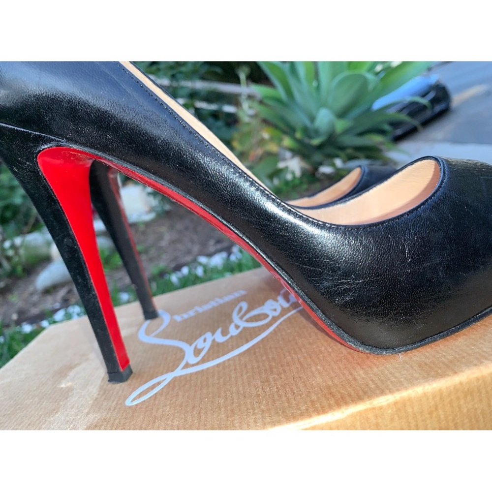 Christian Louboutin Black high heel